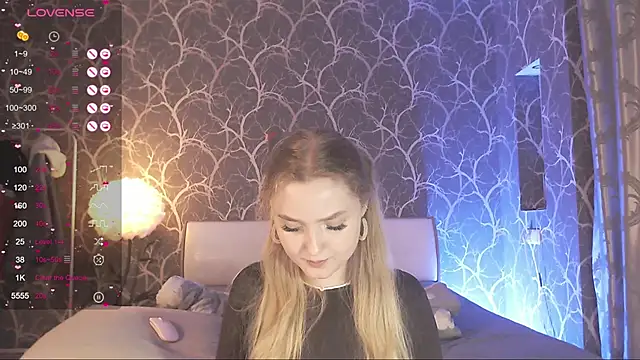 MiaMiaMeow: онлайн-секс-чат