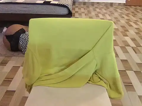 raveena_hot élő XXX-chatje