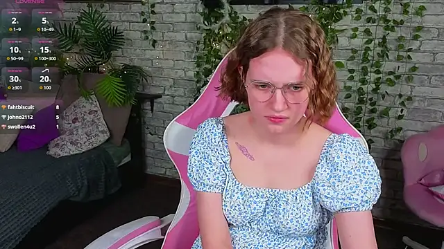 Mia_Mooore élő XXX-chatje