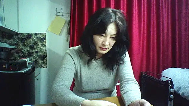 bella2322 élő XXX-chatje