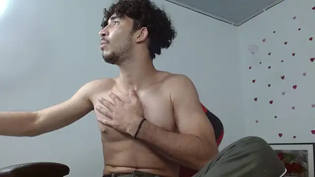 Caius_fox's Live XXX Chat