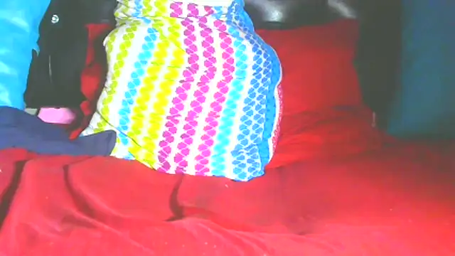 Queenofthenightx élő XXX-chatje