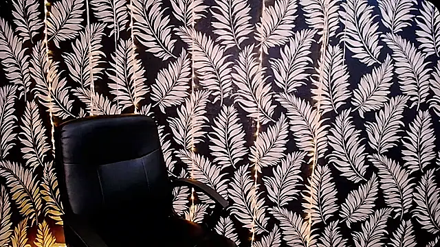 Olivia_playfuln Live XXX chat