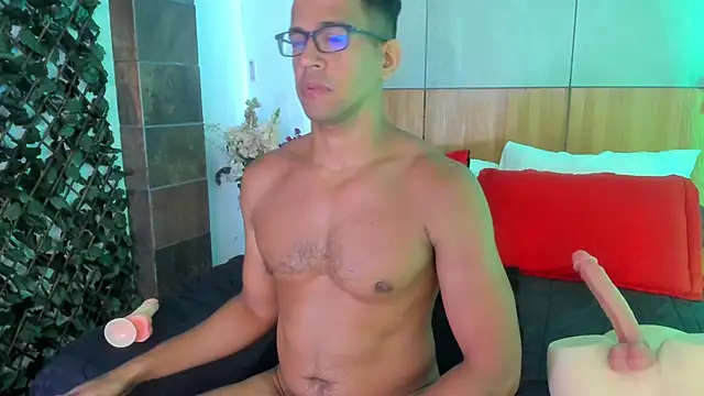 JacobDraven's Live XXX Chat