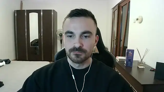 mu5clemania2n Webbikameraesitys