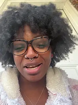 Czat XXX na żywo – mochamimi