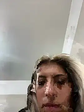 Candy_Lennon Show in webcam