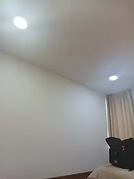 sasi_luna Adlı Modelin Canlı XXX Sohbeti