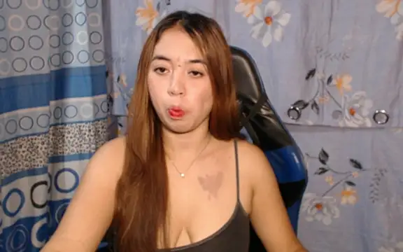 Chat +18 de urlover_mae26 ao vivo