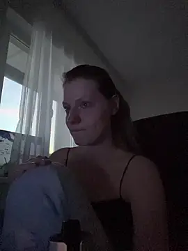 Show modela MaryHiggins na web-kameri