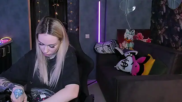 Czat XXX na żywo – Blckmirrorr