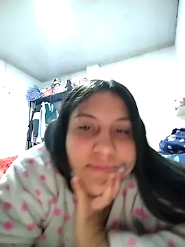 esmeralda_jadees Adlı Modelin Canlı XXX Sohbeti