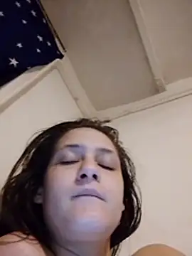 Themaskedgirl21: онлайн-секс-чат