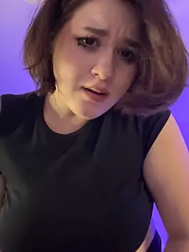 Chat +18 de BunnyMelon ao vivo