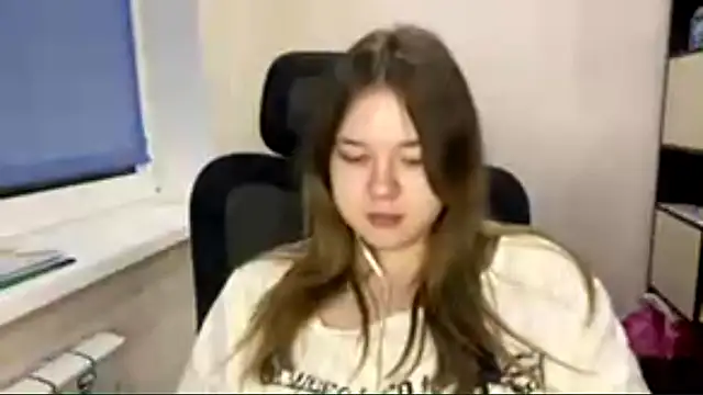 TomikoPfau Chat XXX in diretta