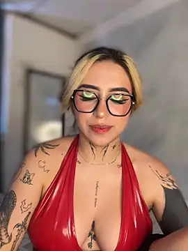 CarolQueen1_: απευθείας συνομιλία ΧΧΧ