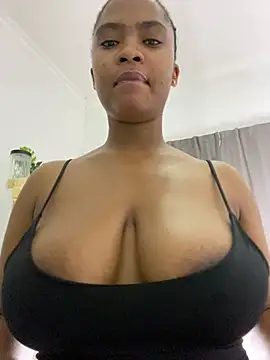 __Fifi's Live XXX Chat