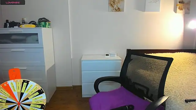 Ellista's Live XXX Chat