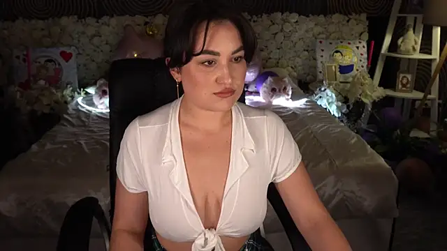 LilyFoxyy: онлайн-секс-чат