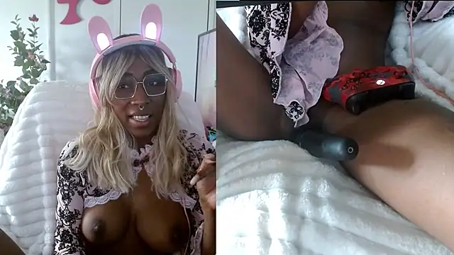 alys_at_college's Live XXX Chat