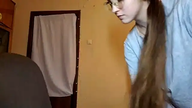 Katelemon 现场XXX聊天