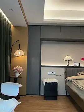 AYW-21n Live XXX chat