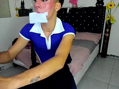 BlakeNoir_ Show in webcam