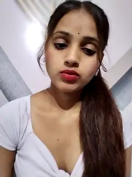 Naina11100 live XXX chat