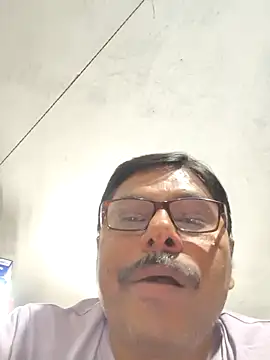 Srmotrs' Live XXX Chat