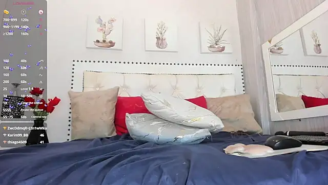 Luciaoregon Chat XXX live