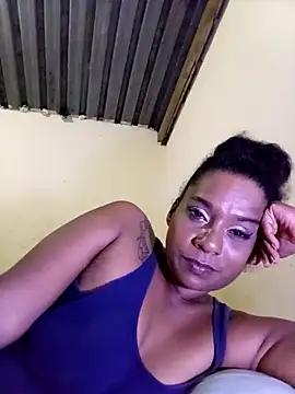 Chat +18 de MiZzCreator ao vivo