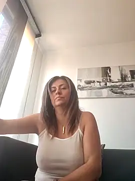 Latiinvenushot Webcam Show