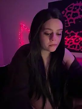 Sashabbay Adlı Modelin Canlı XXX Sohbeti