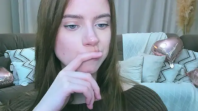 Erica_Kiss' Live XXX Chat