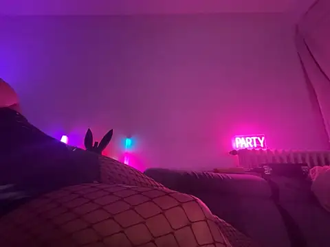 Peanutgirl – Naživo XXX chat