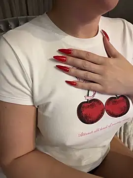 PinaColaBoom: онлайн-секс-чат