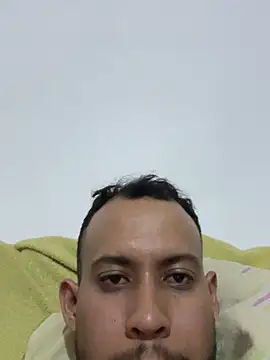 alrricmo webkamerás műsora