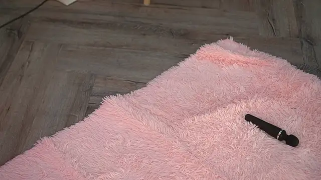 Arte_Adelle – Naživo XXX chat