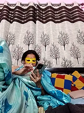 Pokazy przed kamerką – Gullapi