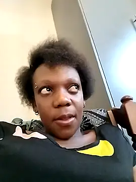 InnocentSlutXx – Live XXX-chat