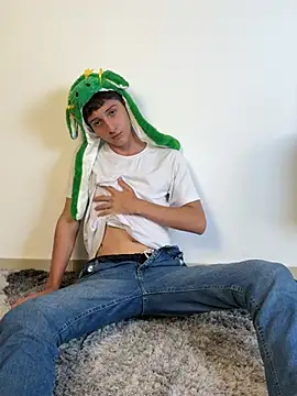 Онлайн чат XXX Joseph_Evans