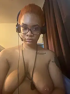 nickytheehawtie's Live XXX Chat