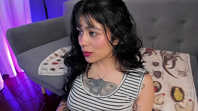 XXX chat uživo modela flower_smith_