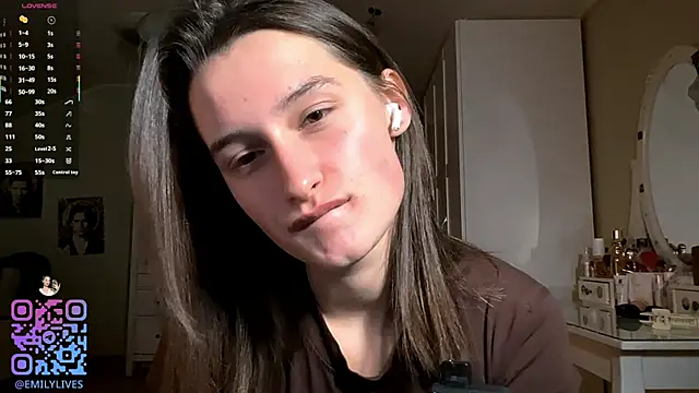 Živý XXX chat DarlineBrustera