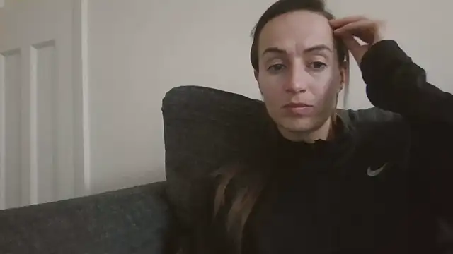 Chat +18 de SportyBella_91 ao vivo