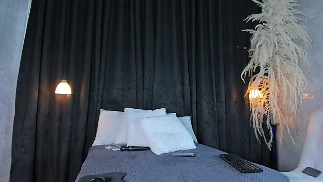 Živý XXX chat CelinayHanck