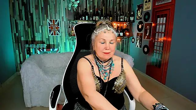 LilaMaharani Chat XXX in diretta