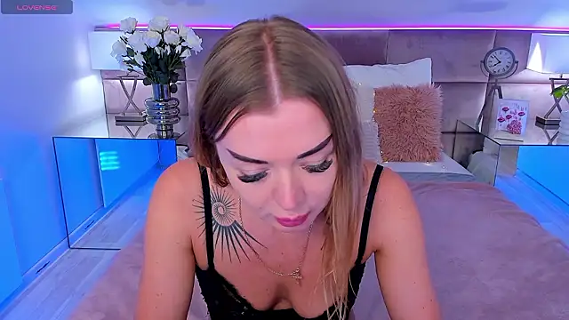 SusanBlair's Live XXX Chat