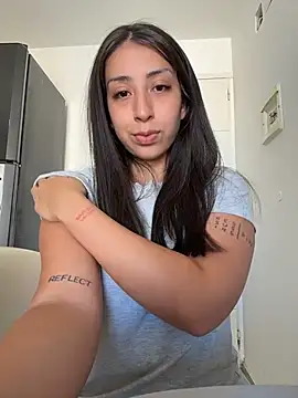 Lina_soler69's Webcam Show