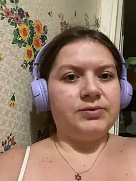 Nenssy555 Webcam-Show